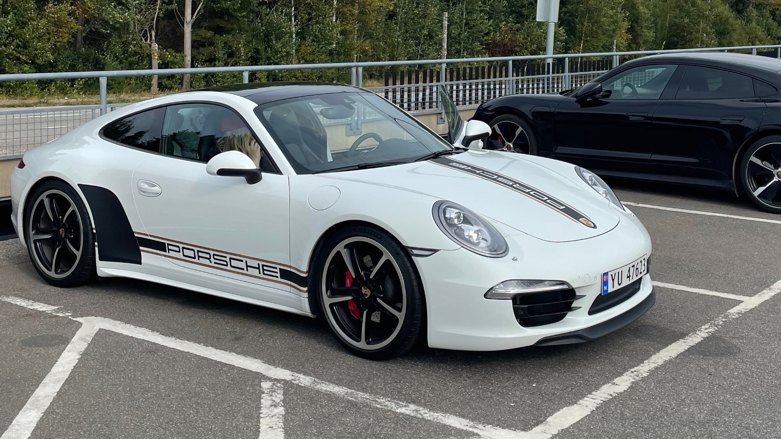 2015 Porsche 911 Carrera 4S