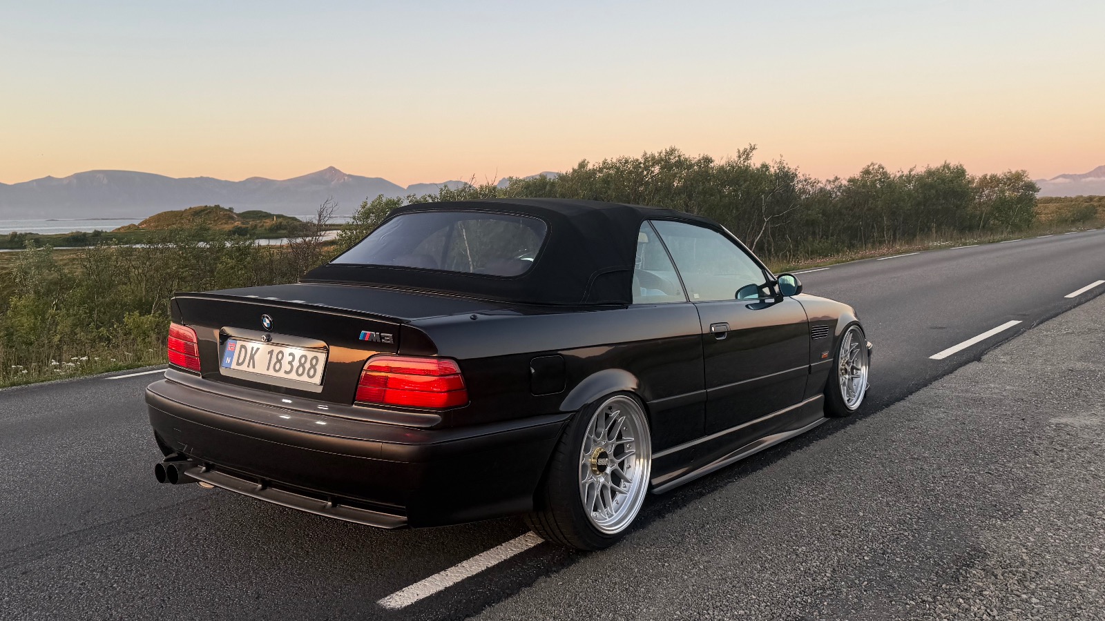 1994 BMW E36 M3 S50B30