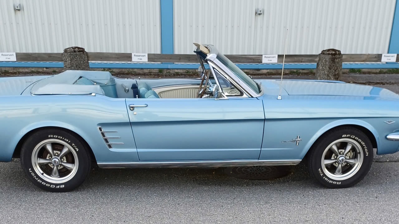 1966 Ford Mustang  Cab