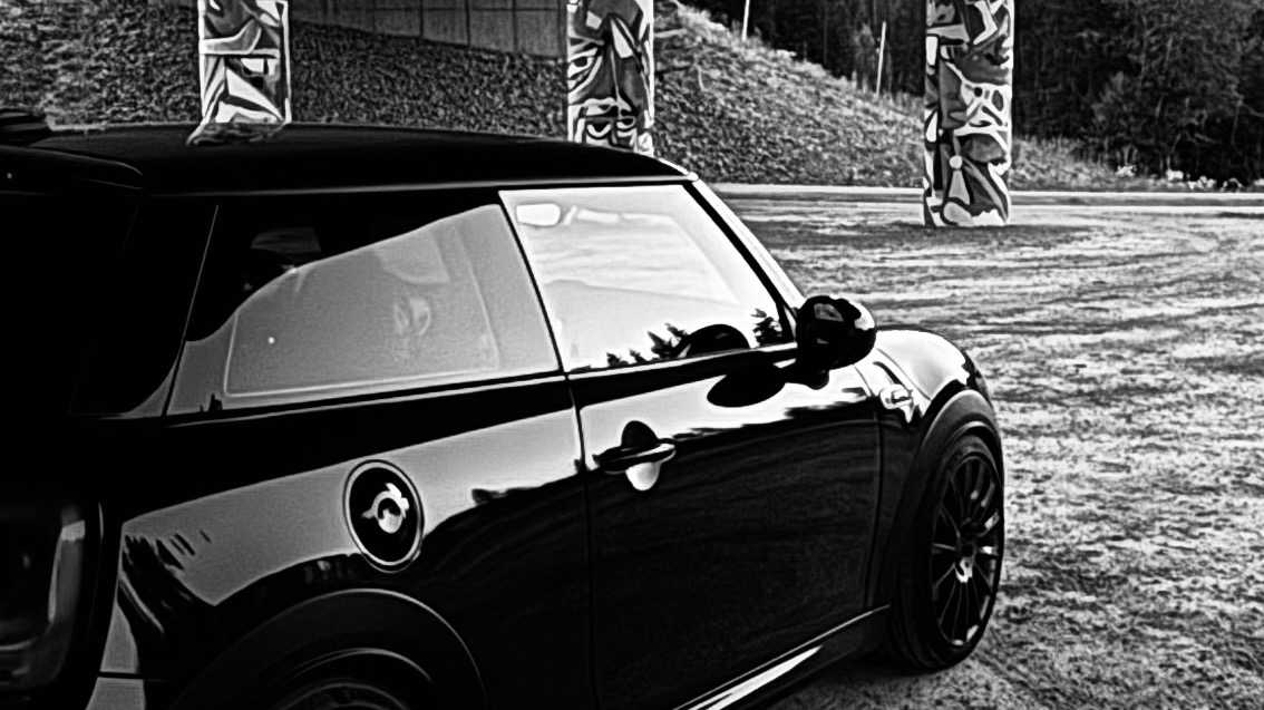 2017 MINI JCW 