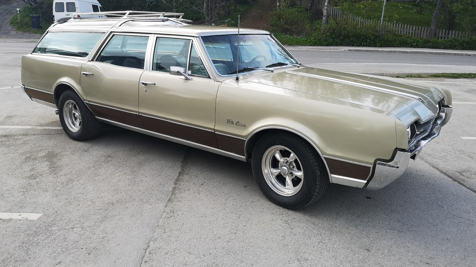 1967 Oldsmobile Vista Cruiser