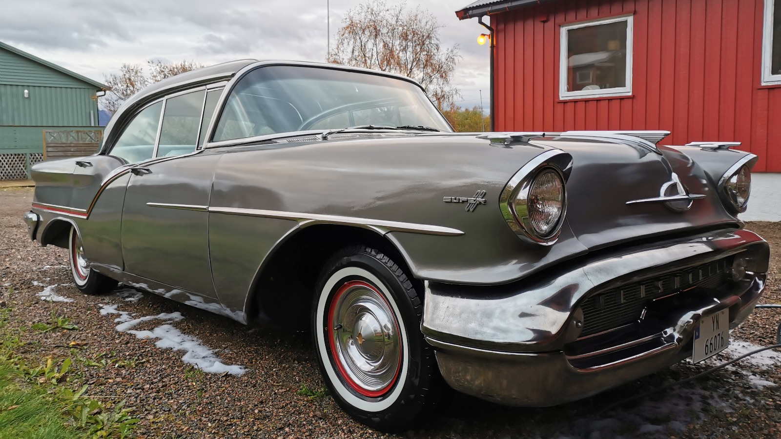 1957 Oldsmobile Super 88 Holiday Sedan 371 Rocket J2 Tri-Power