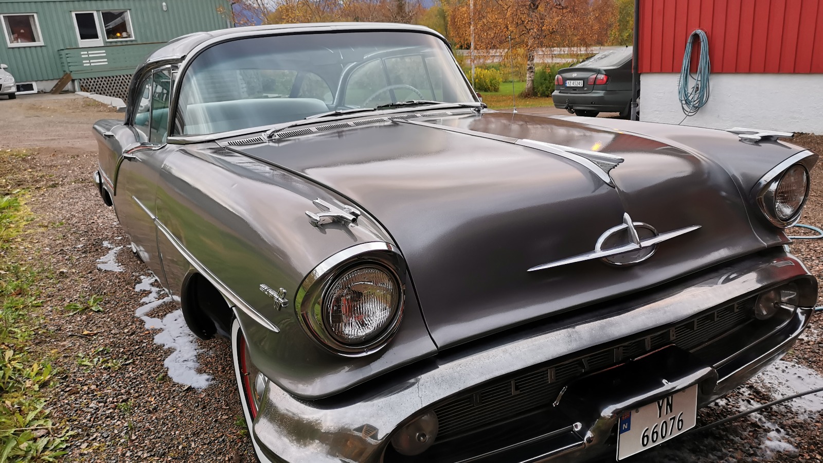1957 Oldsmobile Super 88 Holiday Sedan 371 Rocket J2 Tri-Power