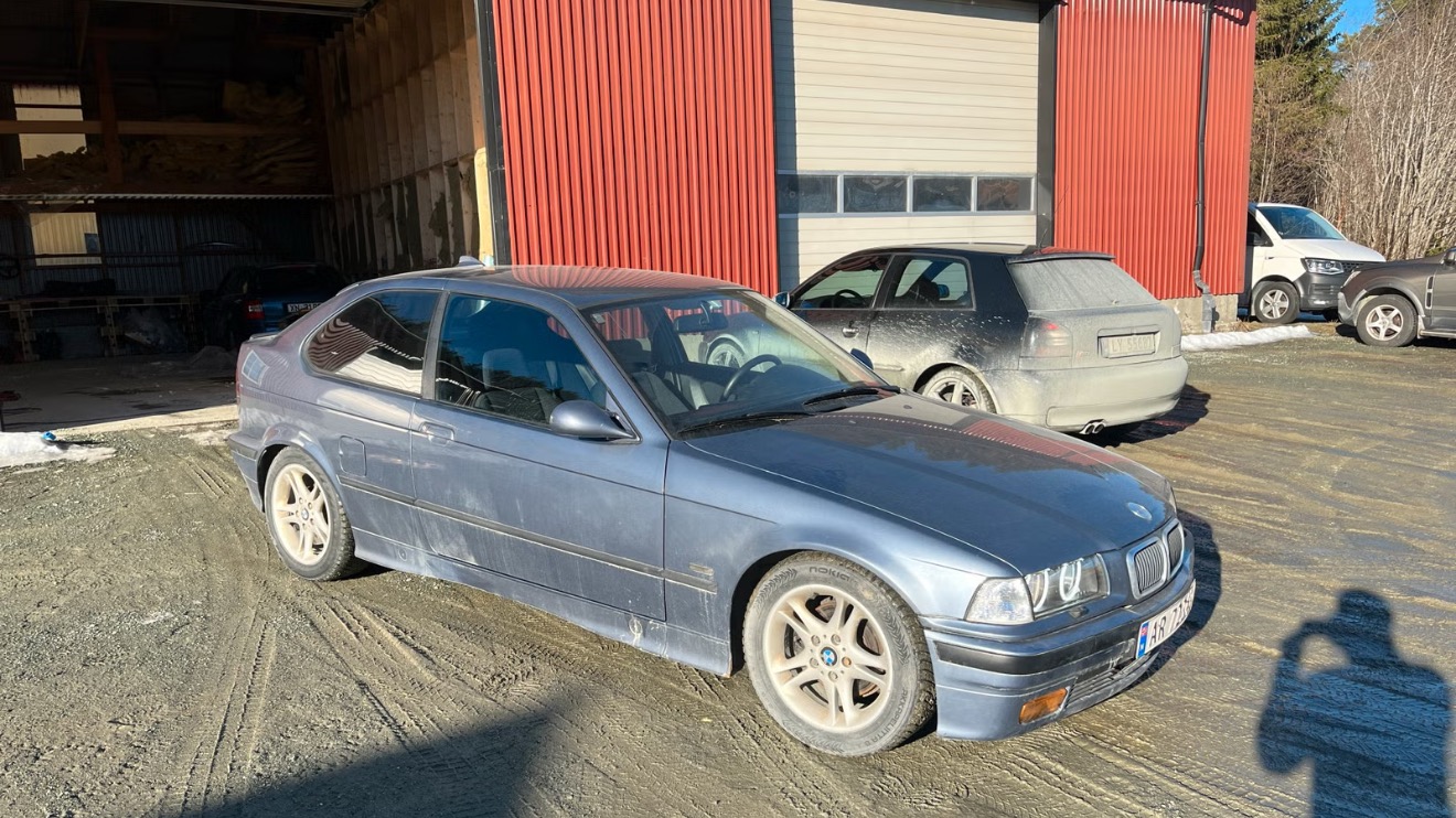 1998 BMW 316i Compact