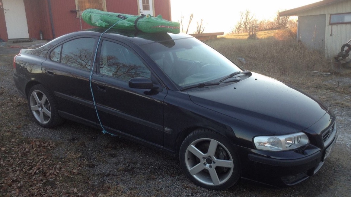 2004 Volvo S60R AWD 