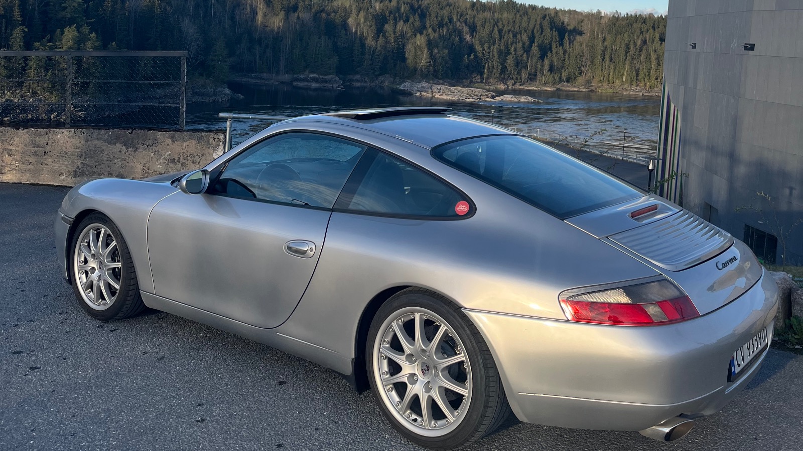 1999 Porsche 911 Carrera 2