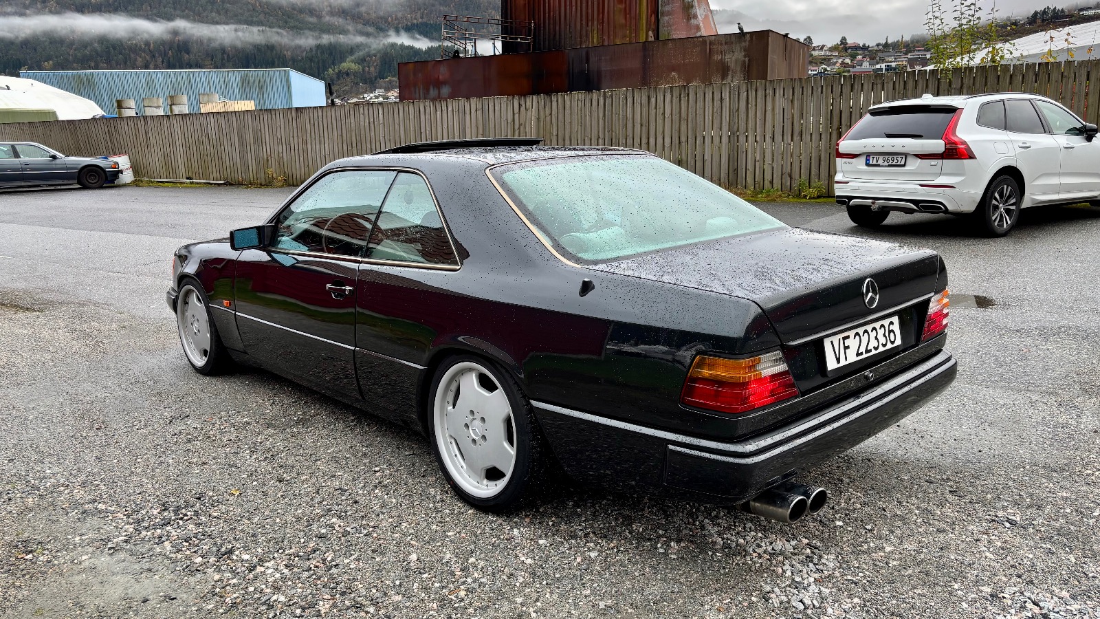 1988 Mercedes-Benz W124 230CE