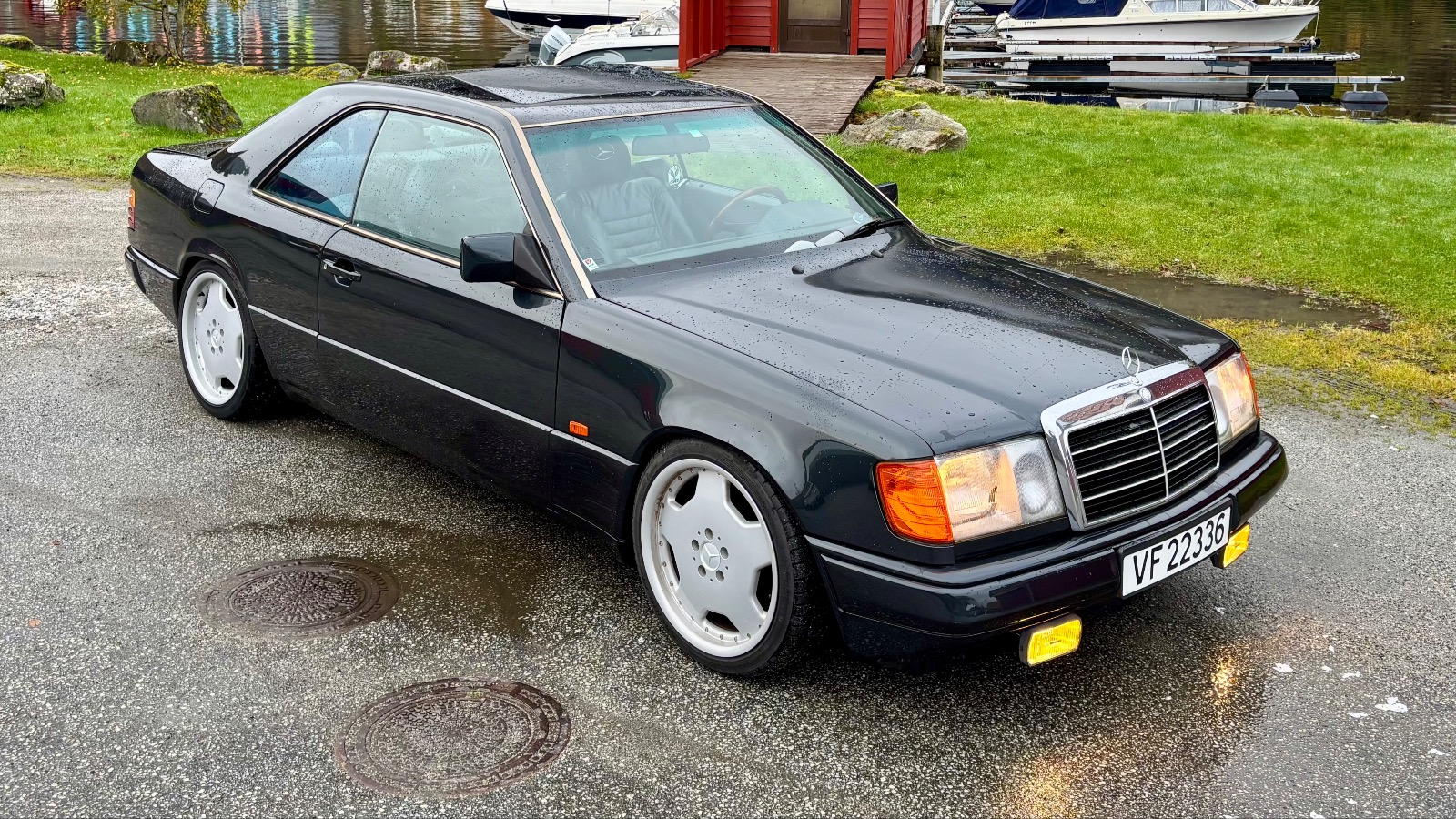 1988 Mercedes-Benz W124 230CE