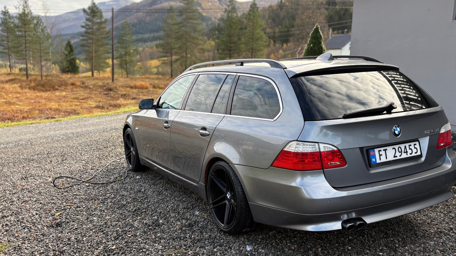 2009 BMW 525  Xdrive