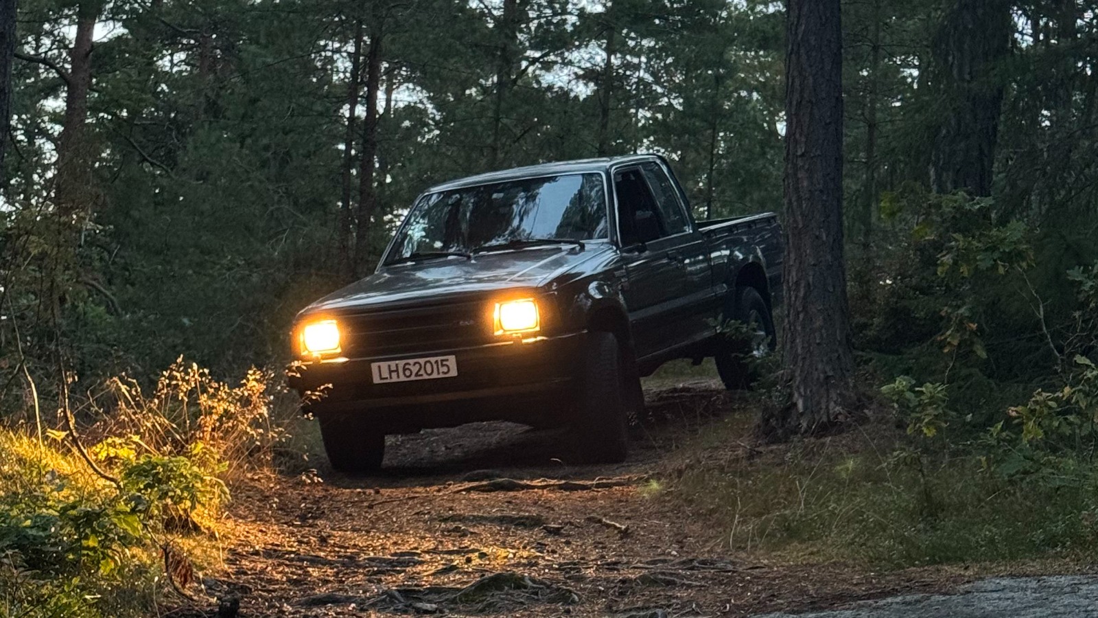 1987 Mazda B2600 4x4 G54B