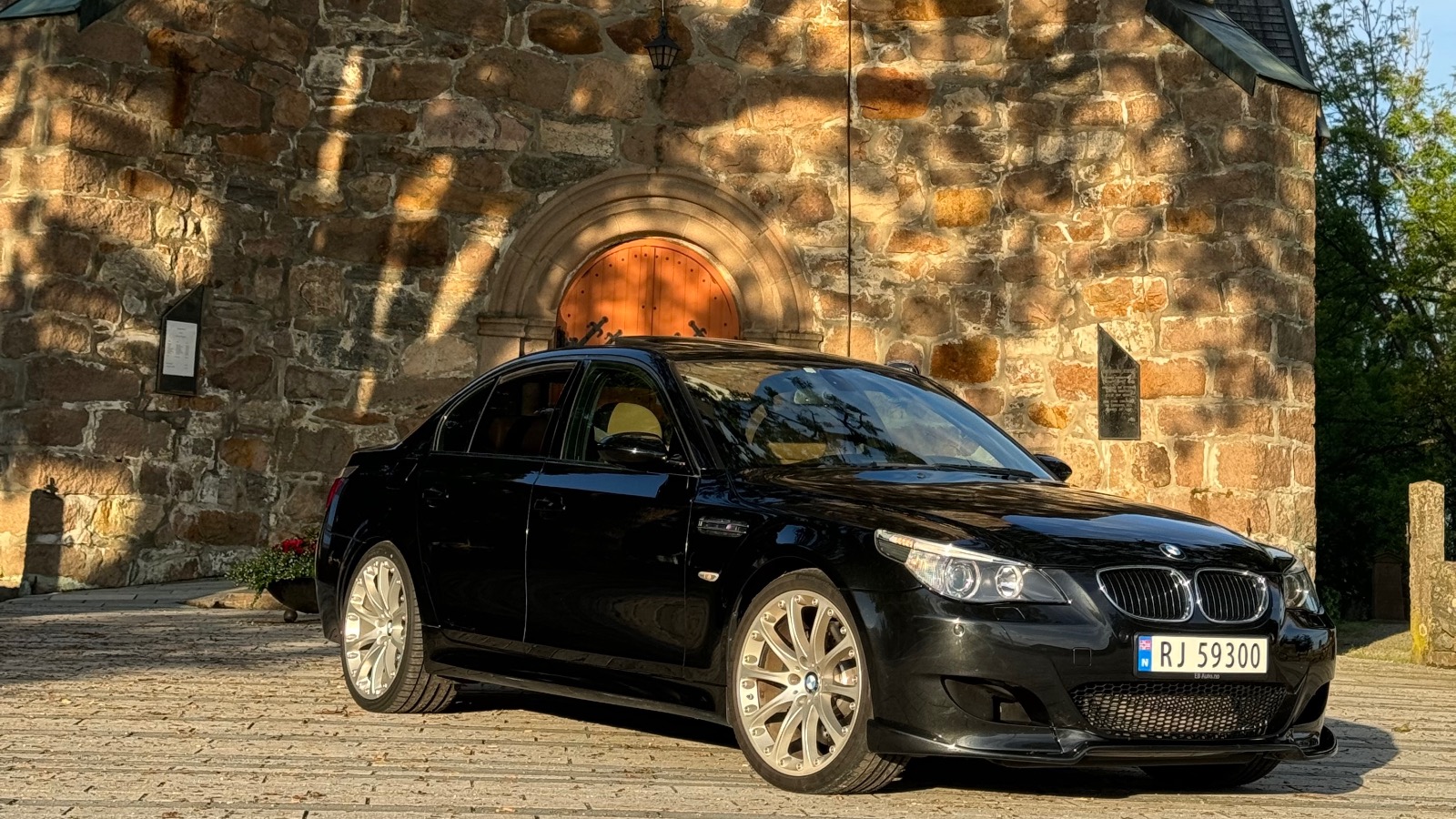 2006 BMW M5 