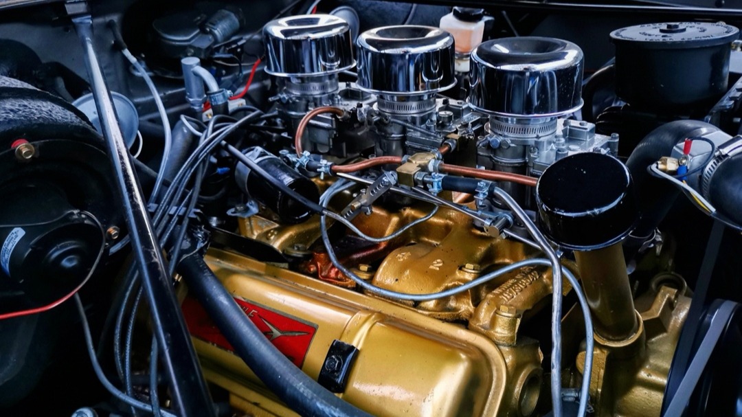 1957 Oldsmobile Super 88 Holiday Sedan 371 Rocket J2 Tri-Power