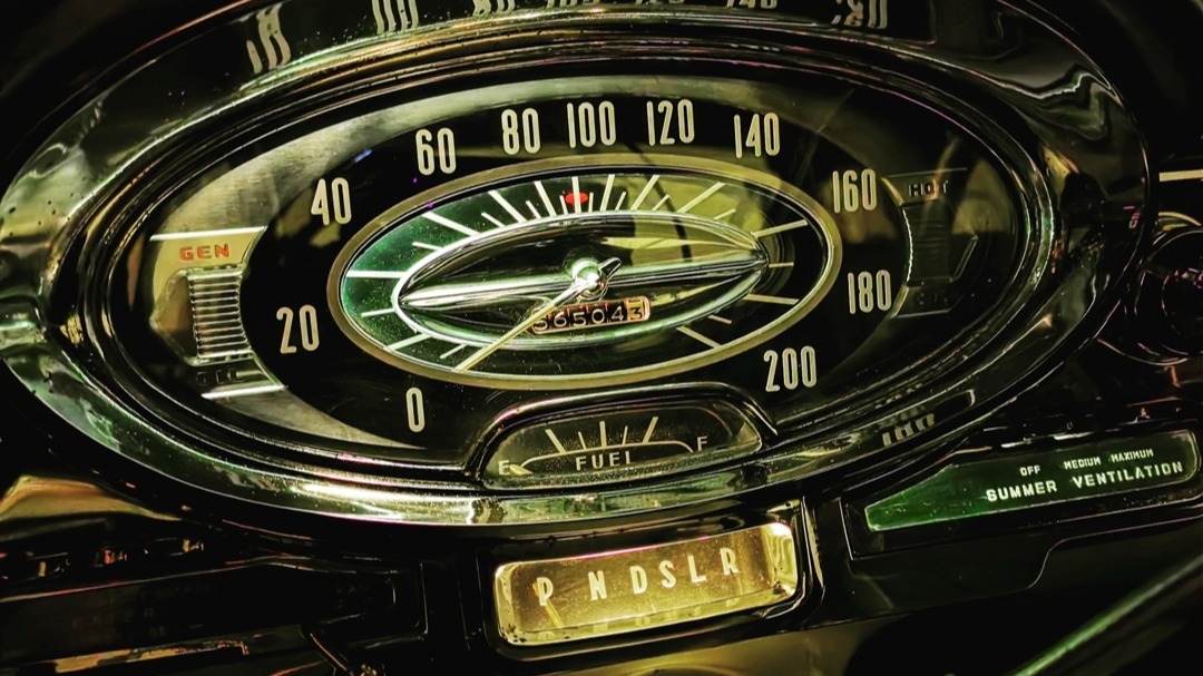 1957 Oldsmobile Super 88 Holiday Sedan 371 Rocket J2 Tri-Power