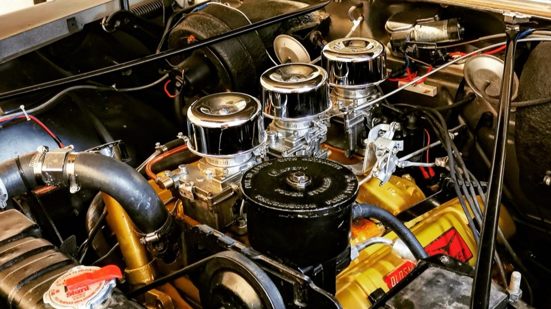 1957 Oldsmobile Super 88 Holiday Sedan 371 Rocket J2 Tri-Power