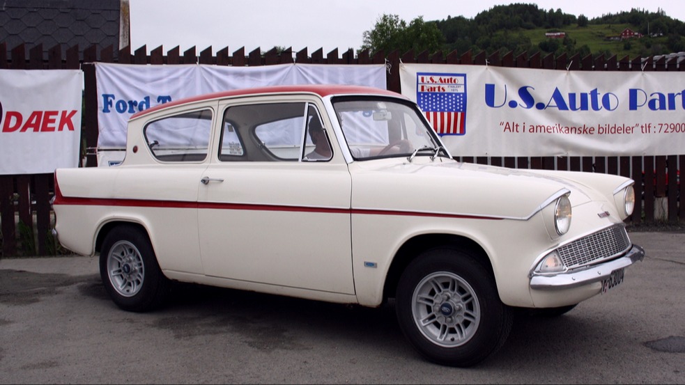 1963 Ford Anglia 106E Deluxe 