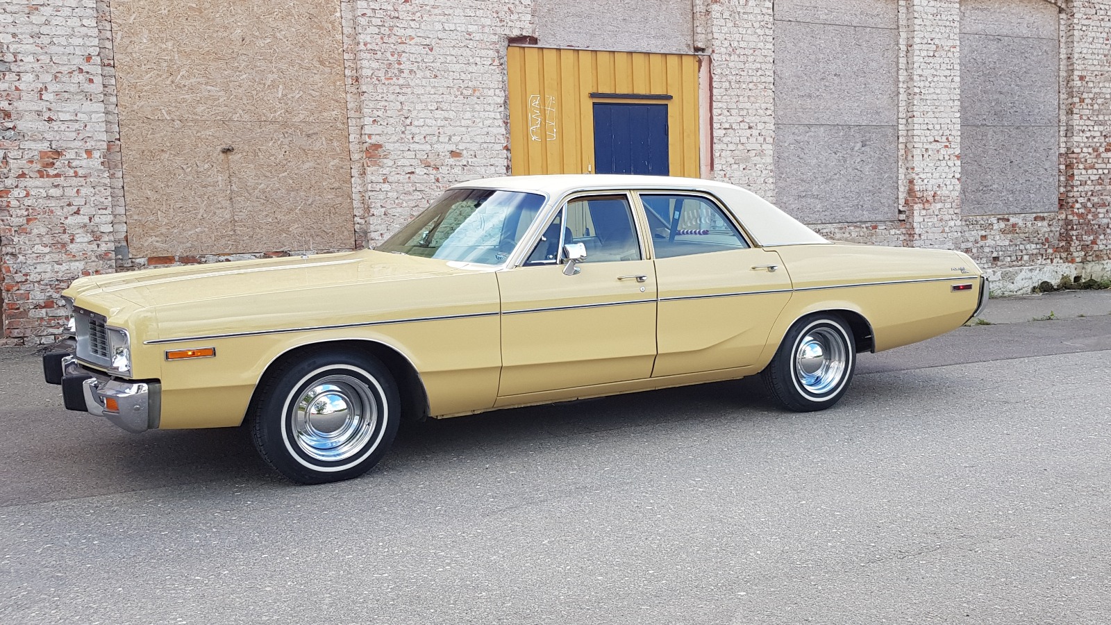 1973 Dodge Polara  Custom