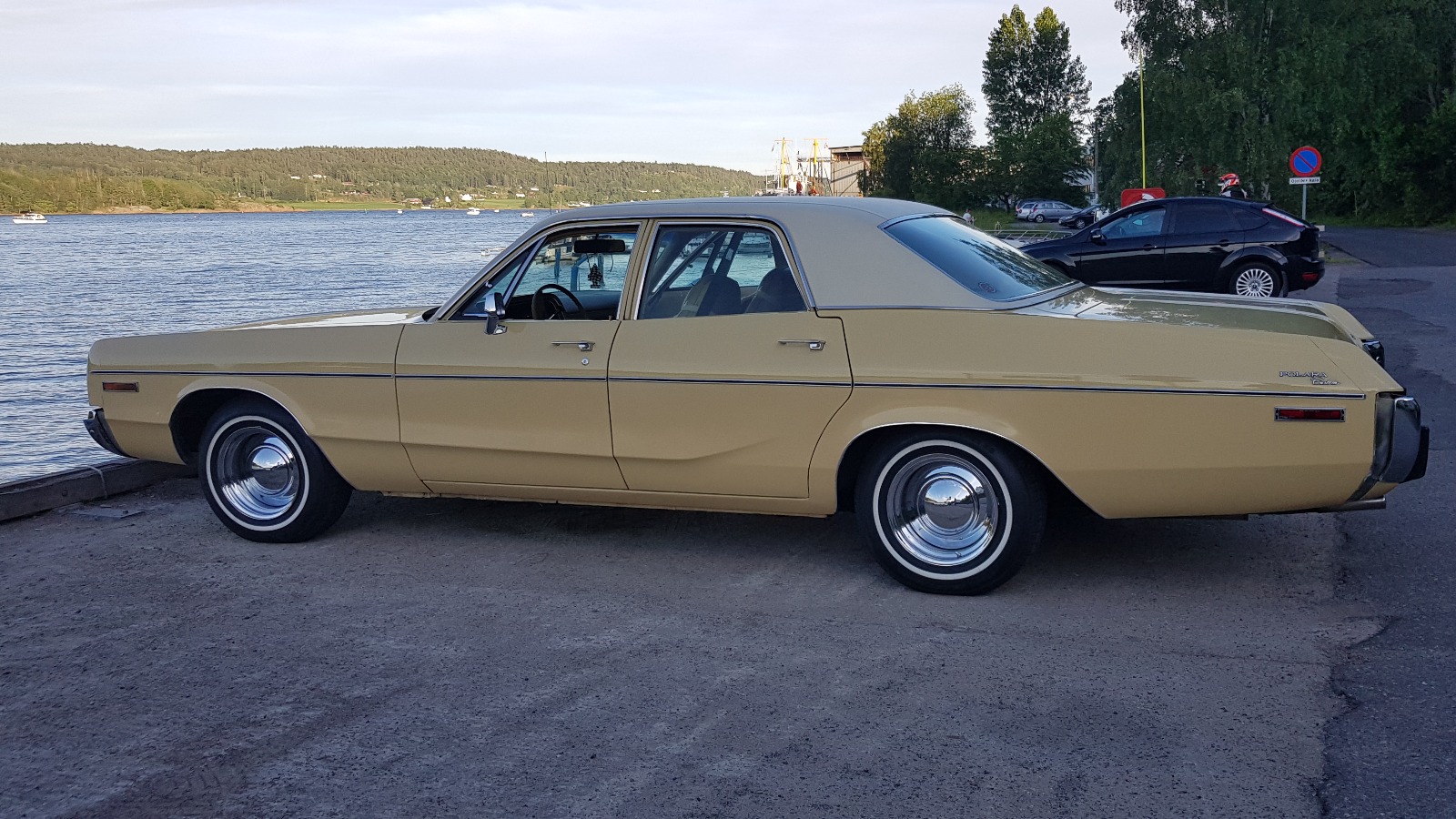 1973 Dodge Polara  Custom