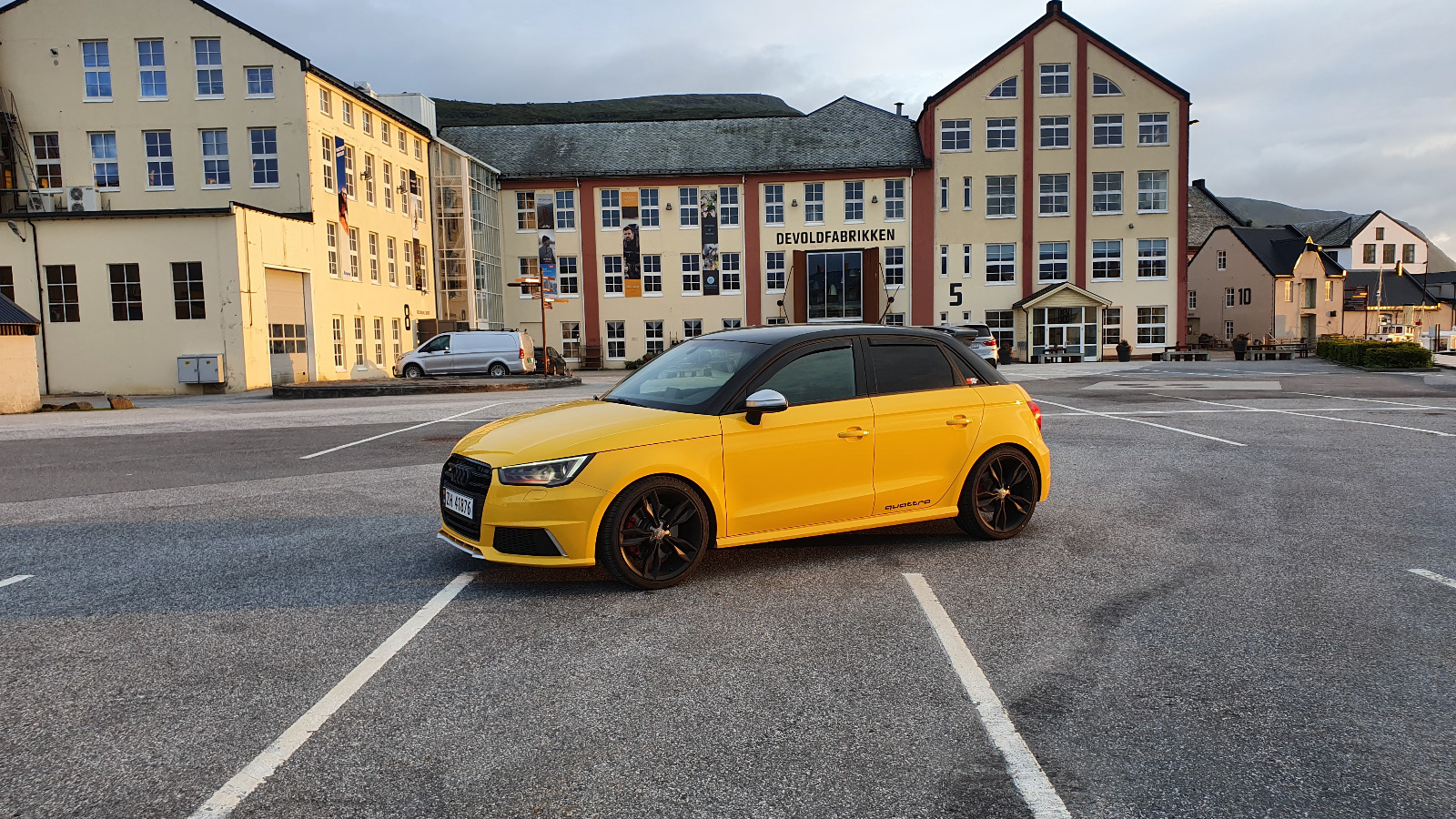 2015 Audi S1 Sportback (Heftig tunet og modifisert).