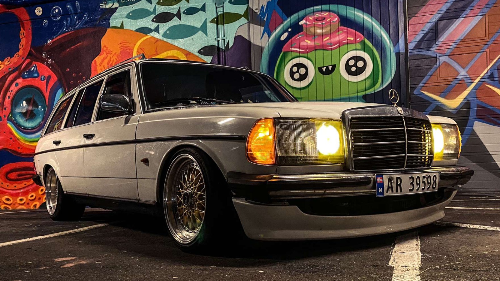 1982 Mercedes-Benz S123 300TDT