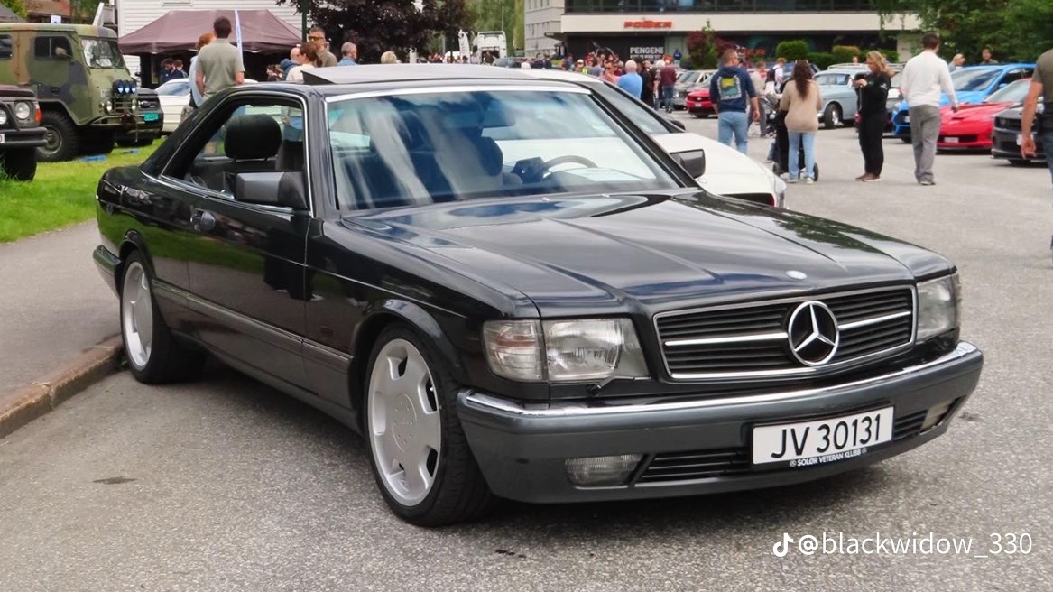 1989 Mercedes-Benz 560 SEC