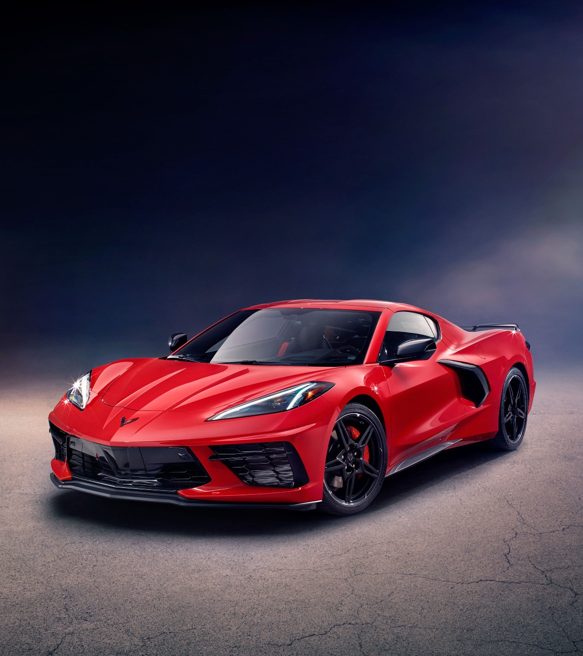 2020-chevrolet-corvette-front-three-quarters-2-1563488439-sidebilde.jpg