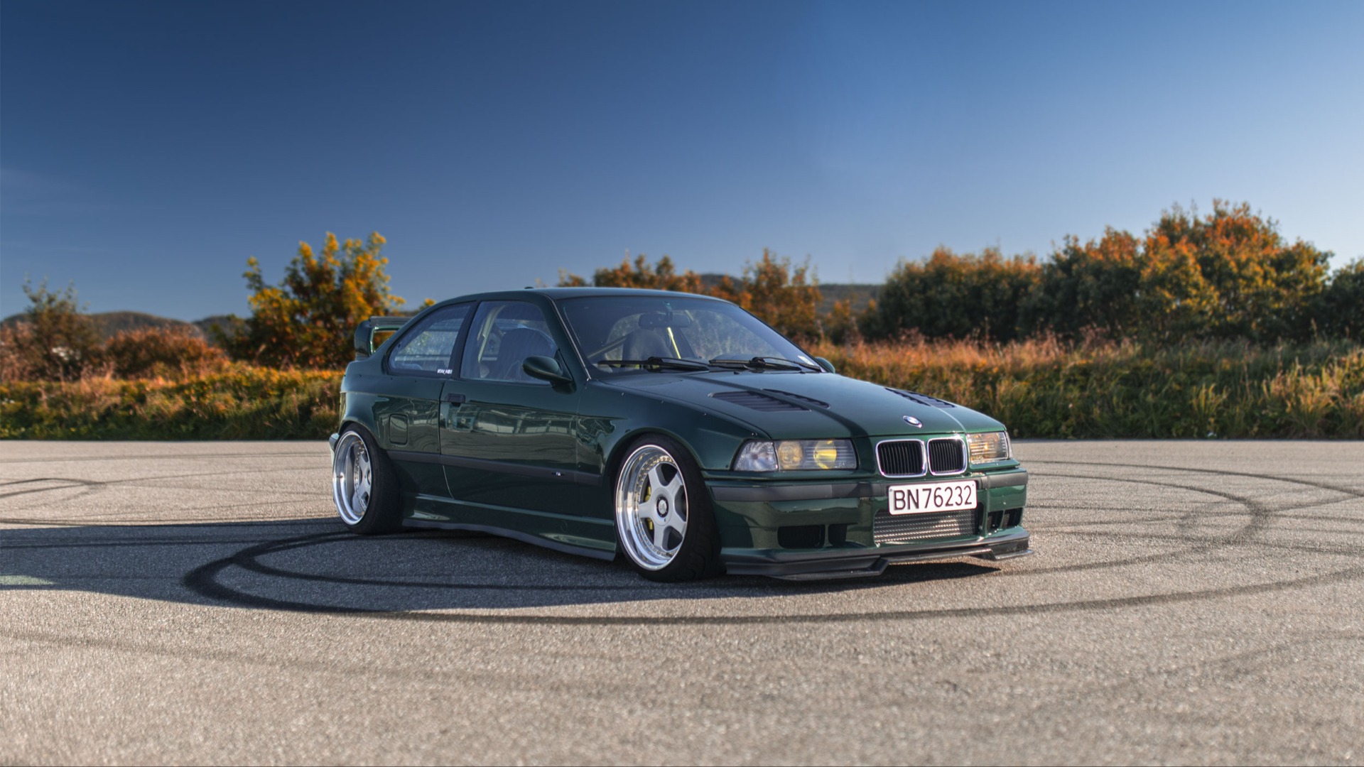 The Compact - 1995 BMW E36 N54 Widebody