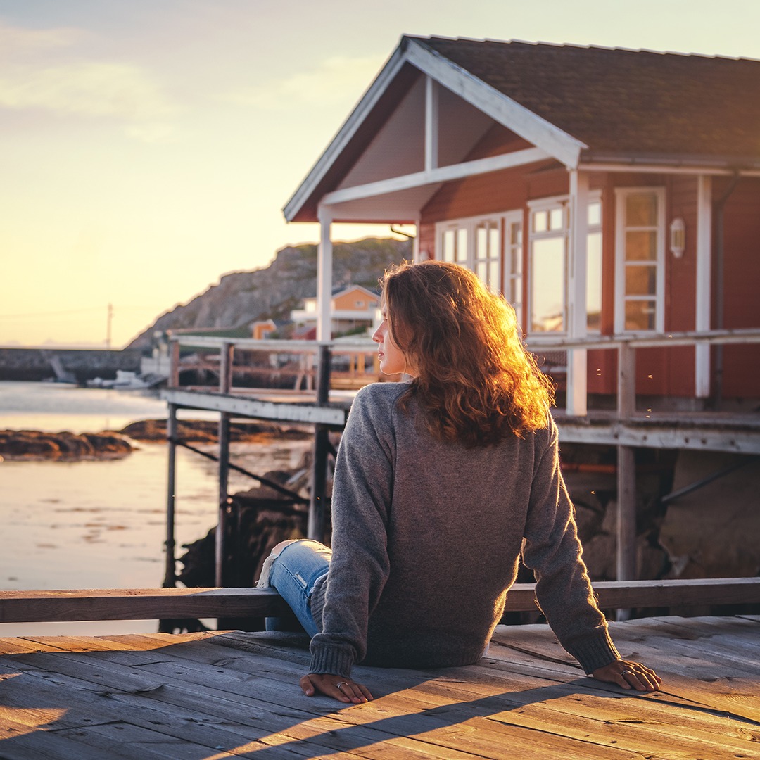 Sommernatt ved fjorden