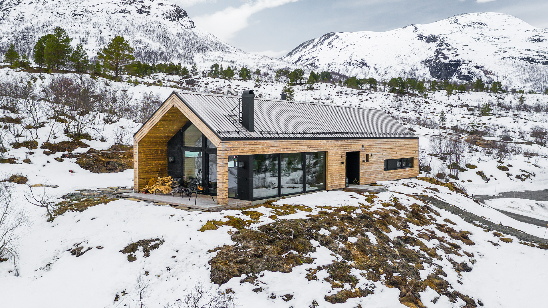 Moderne hytte i Tudalen